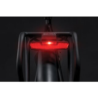 Axa LED Fahrrad R&uuml;cklicht Juno Montageweite 80 mm 6-12V